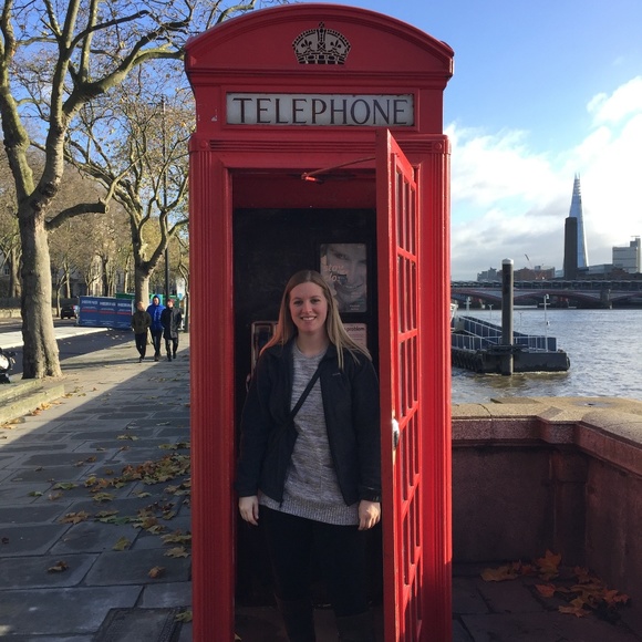 Meet your Posher, Jessica - Picture 6 of 7